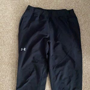 Under armour fitter jogger size medium